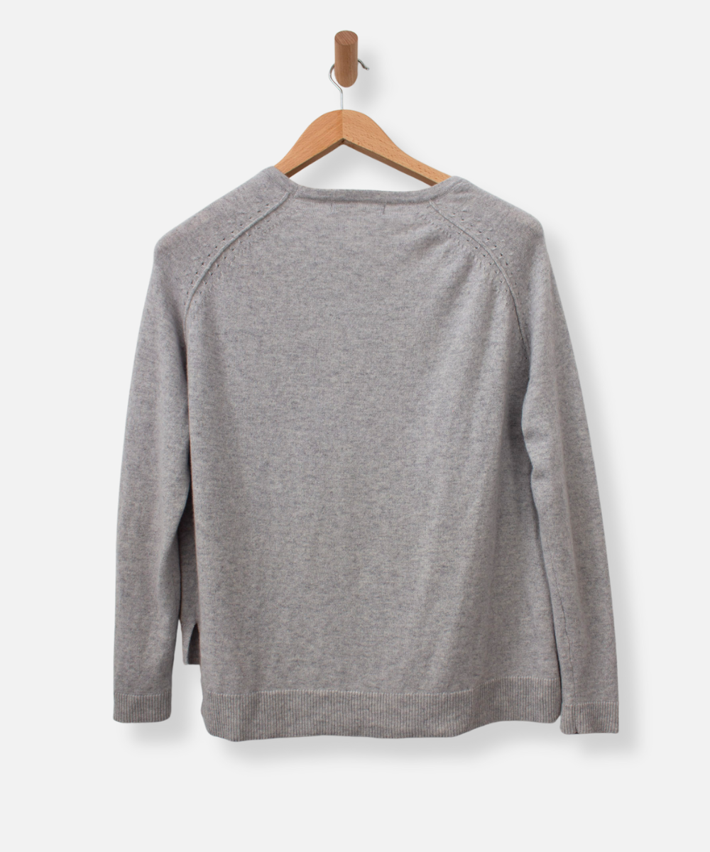 Secondhand cashmere jumper
