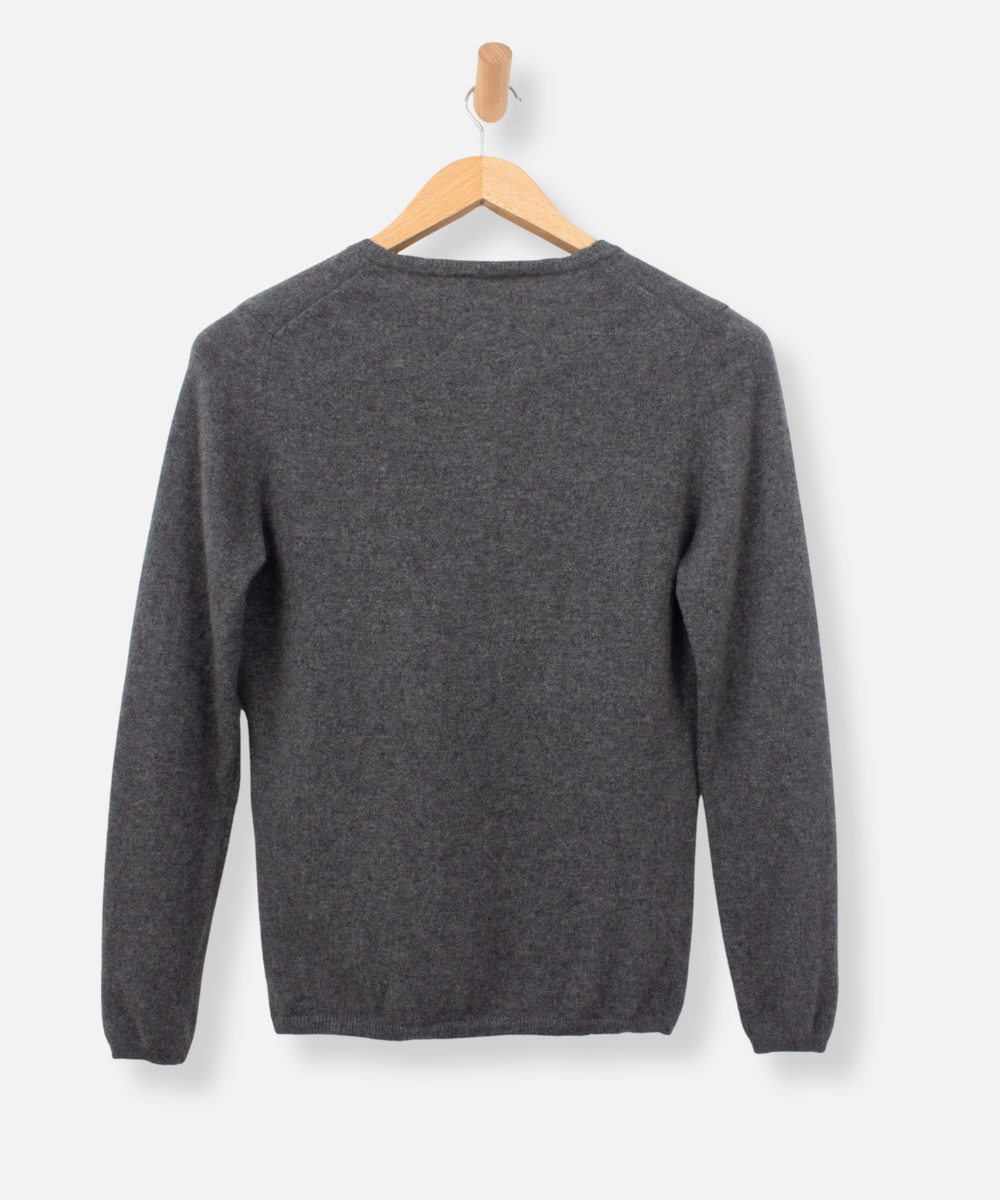 Secondhand cashmere jumper
