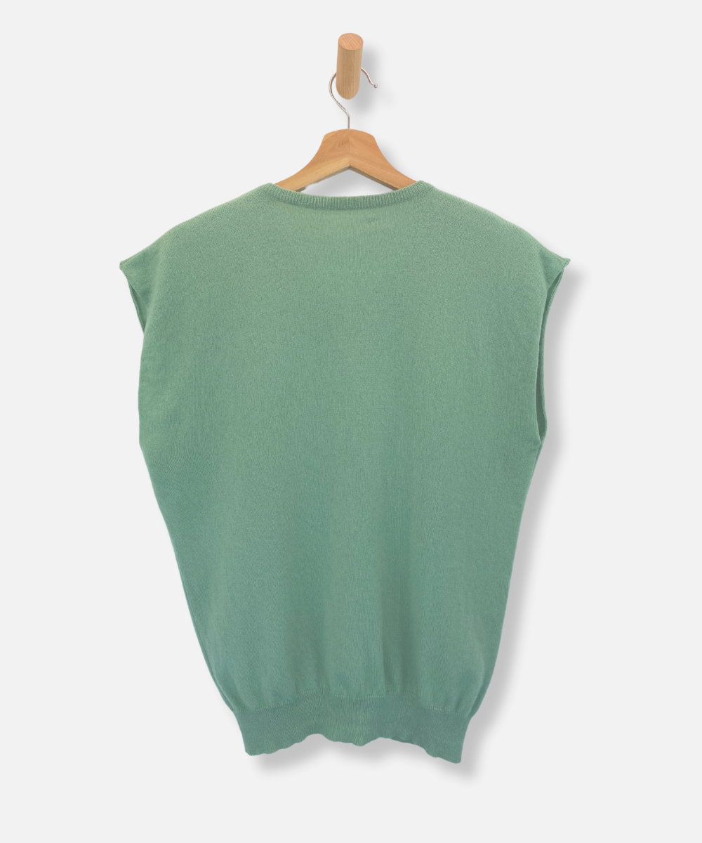 Secondhand cashmere vest