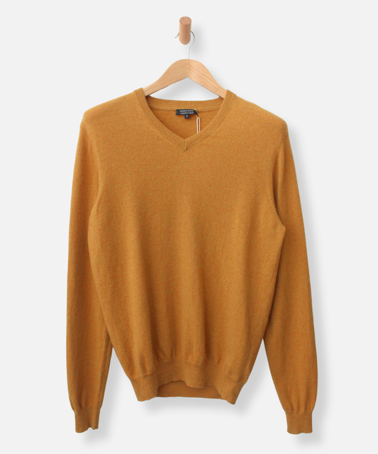 Secondhand cashmere jumper