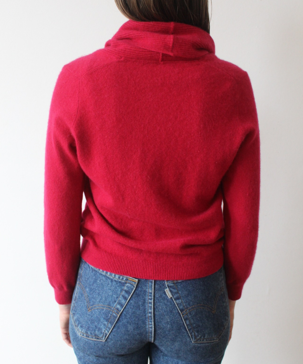 Secondhand cashmere jumper