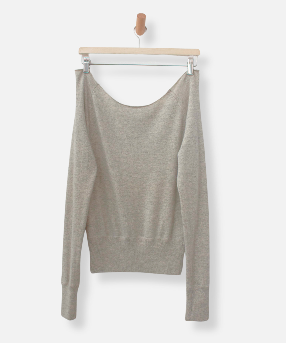 Secondhand cashmere jumper