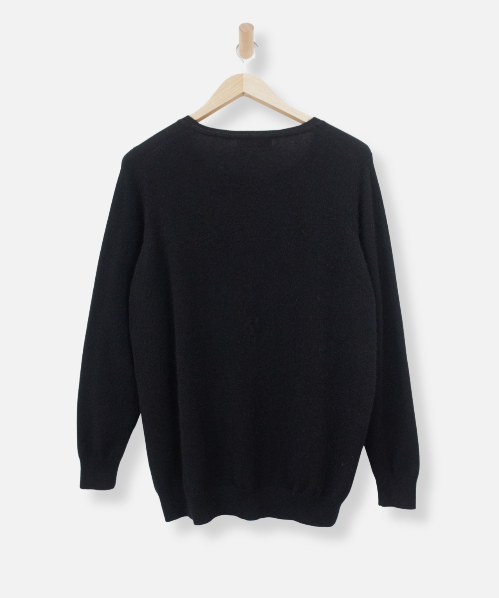 Secondhand cashmere jumper