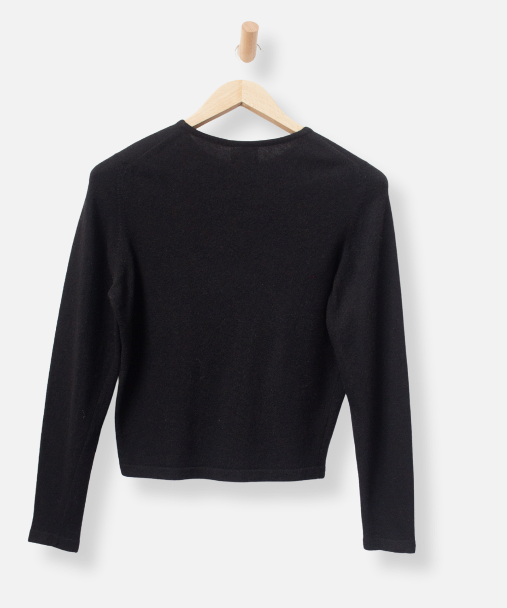 Secondhand cashmere jumper