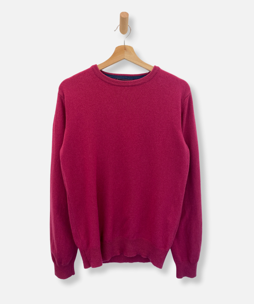Secondhand cashmere jumper