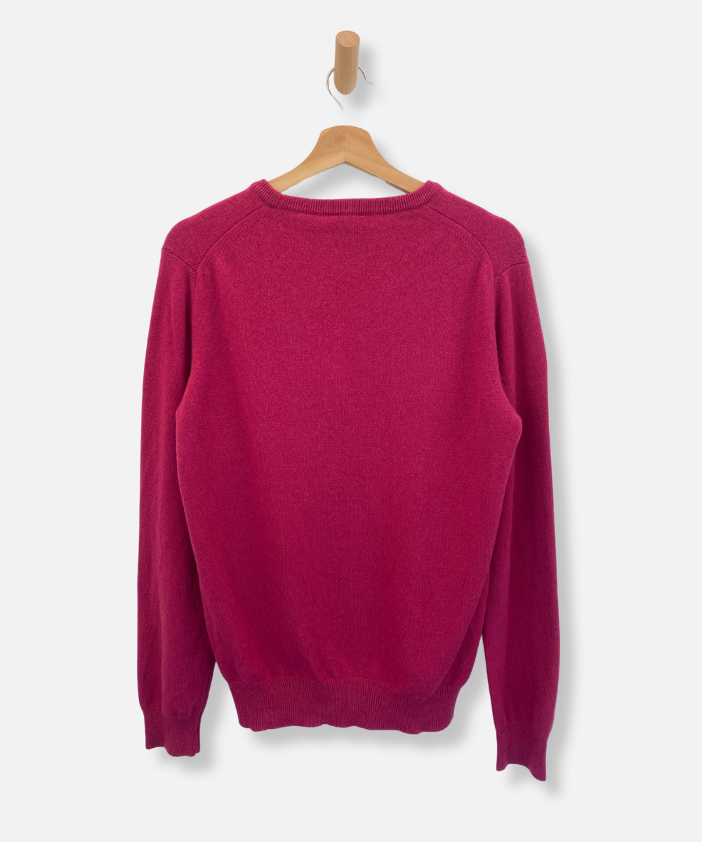 Secondhand cashmere jumper