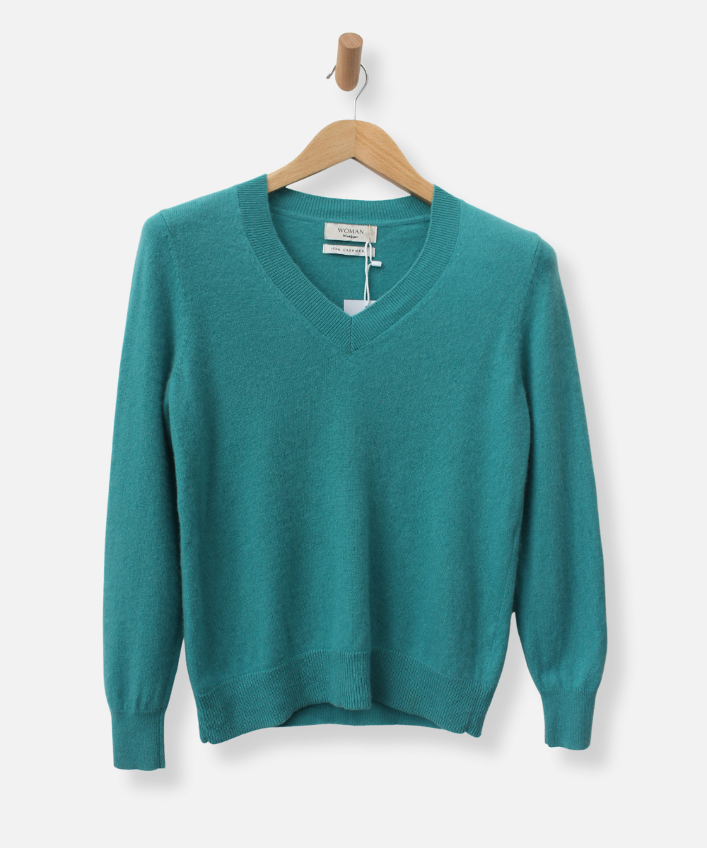 Secondhand cashmere jumper