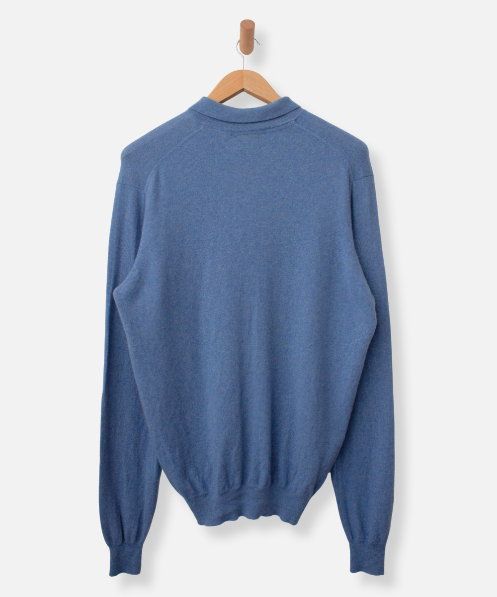 Secondhand cashmere jumper