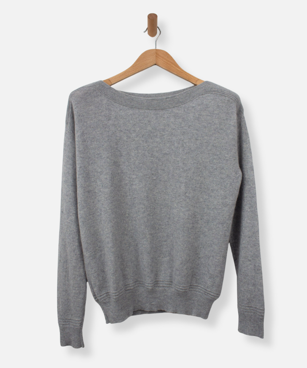 Secondhand cashmere jumper