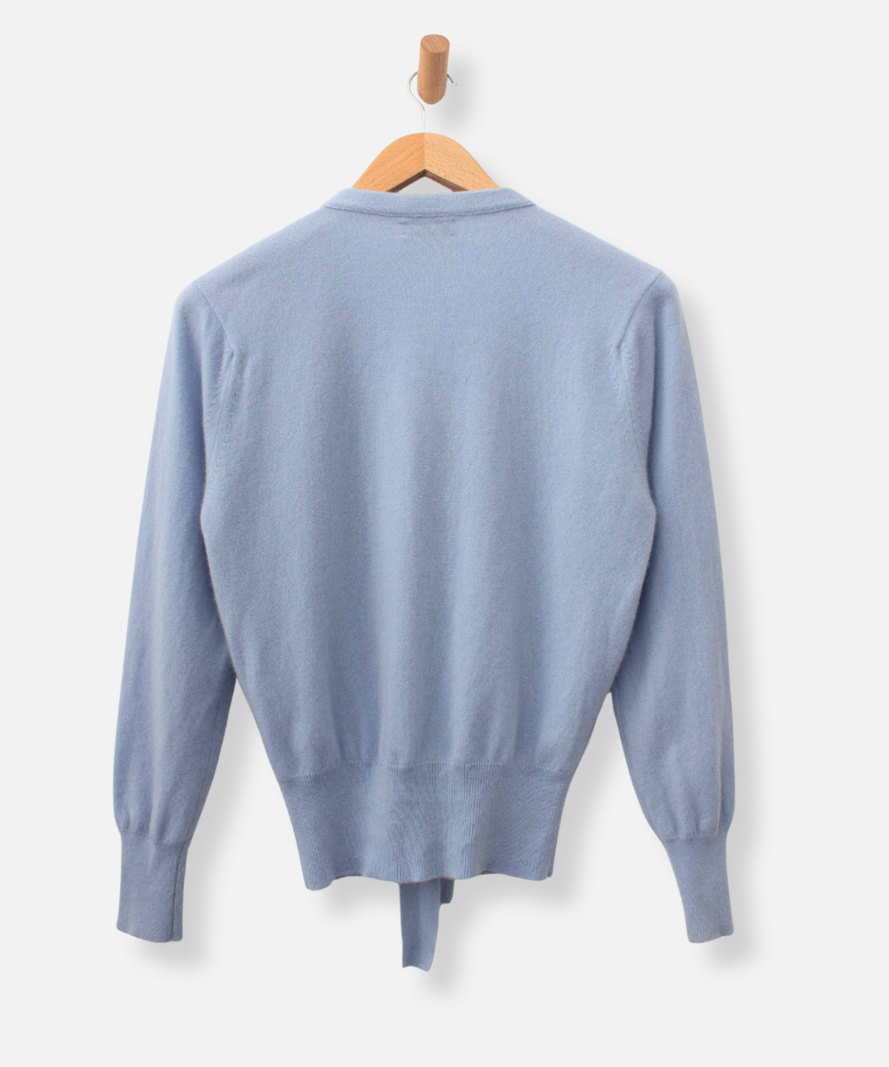 Secondhand cashmere jumper