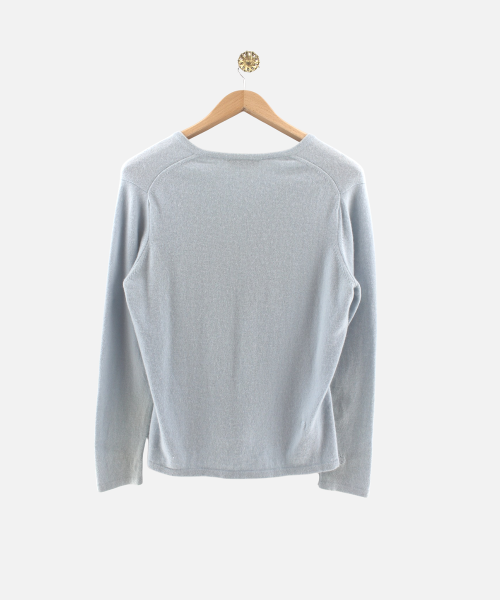 Secondhand cashmere jumper