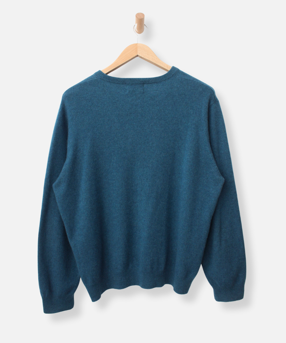 Secondhand cashmere jumper