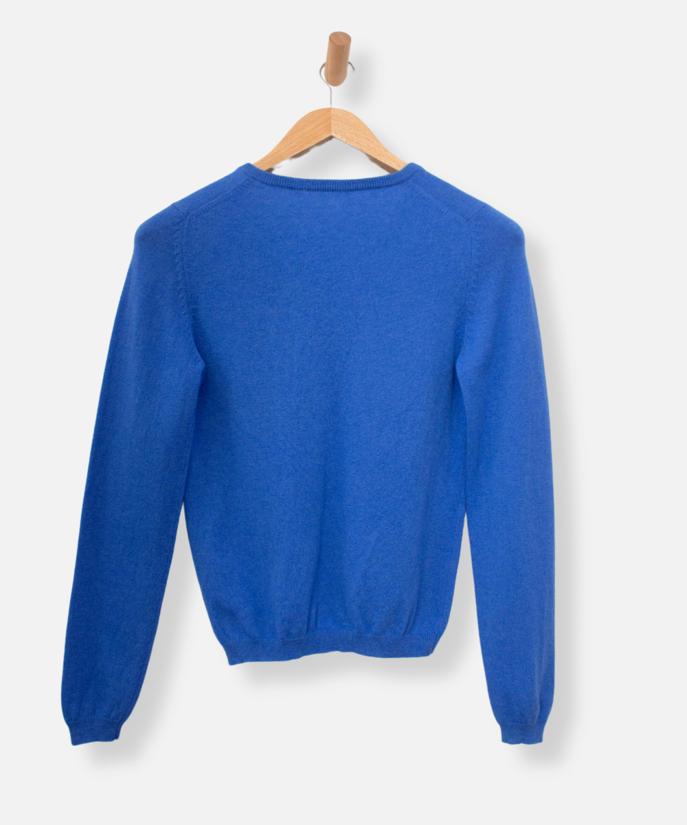 Secondhand cashmere jumper