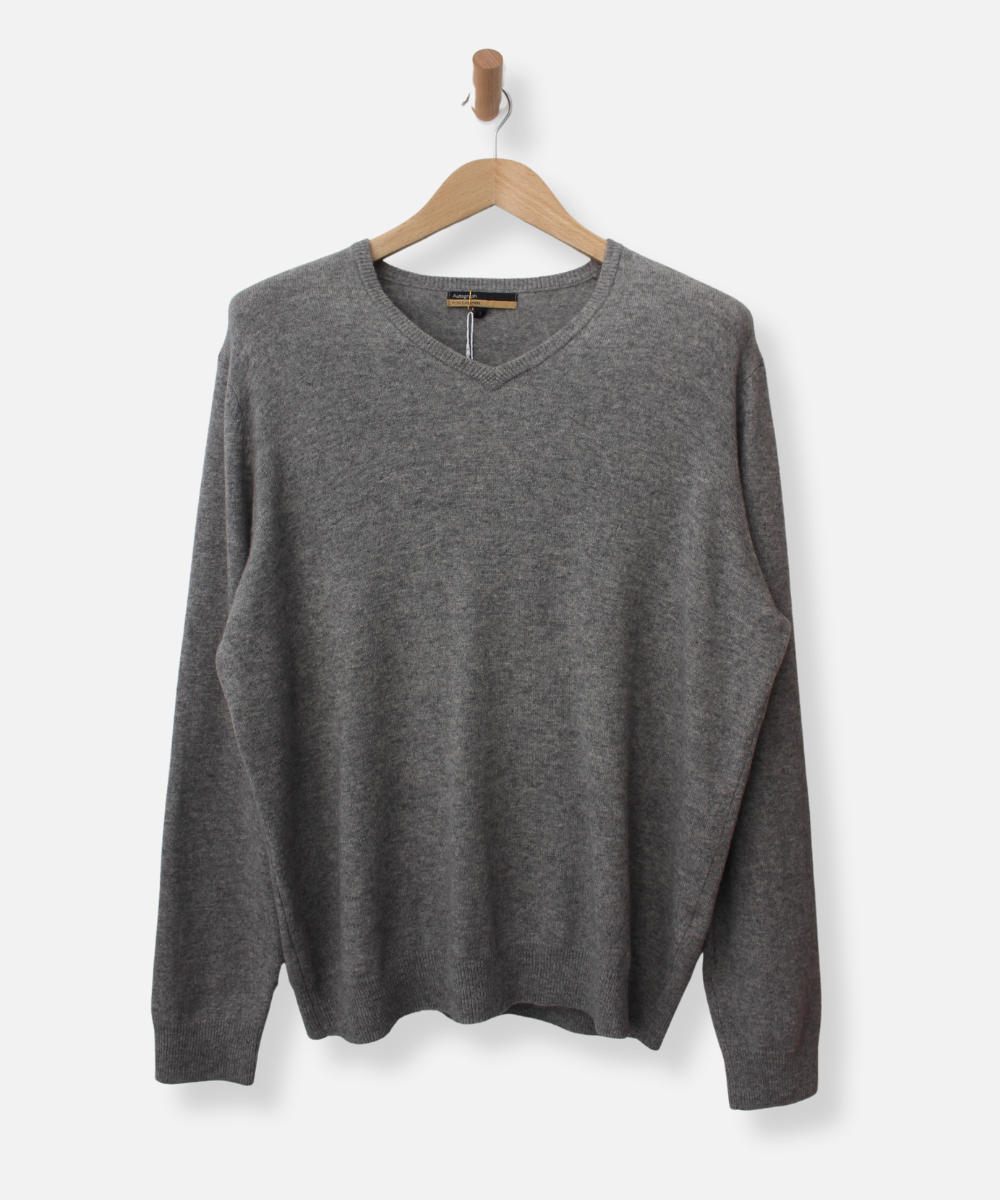 Secondhand cashmere jumper