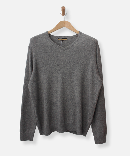 Secondhand cashmere jumper