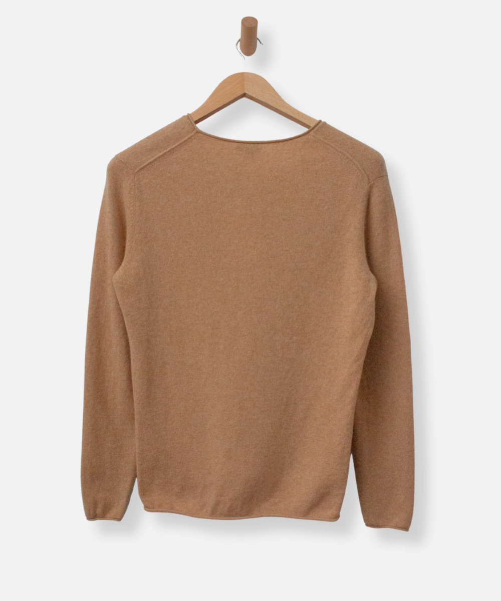 Secondhand cashmere jumper
