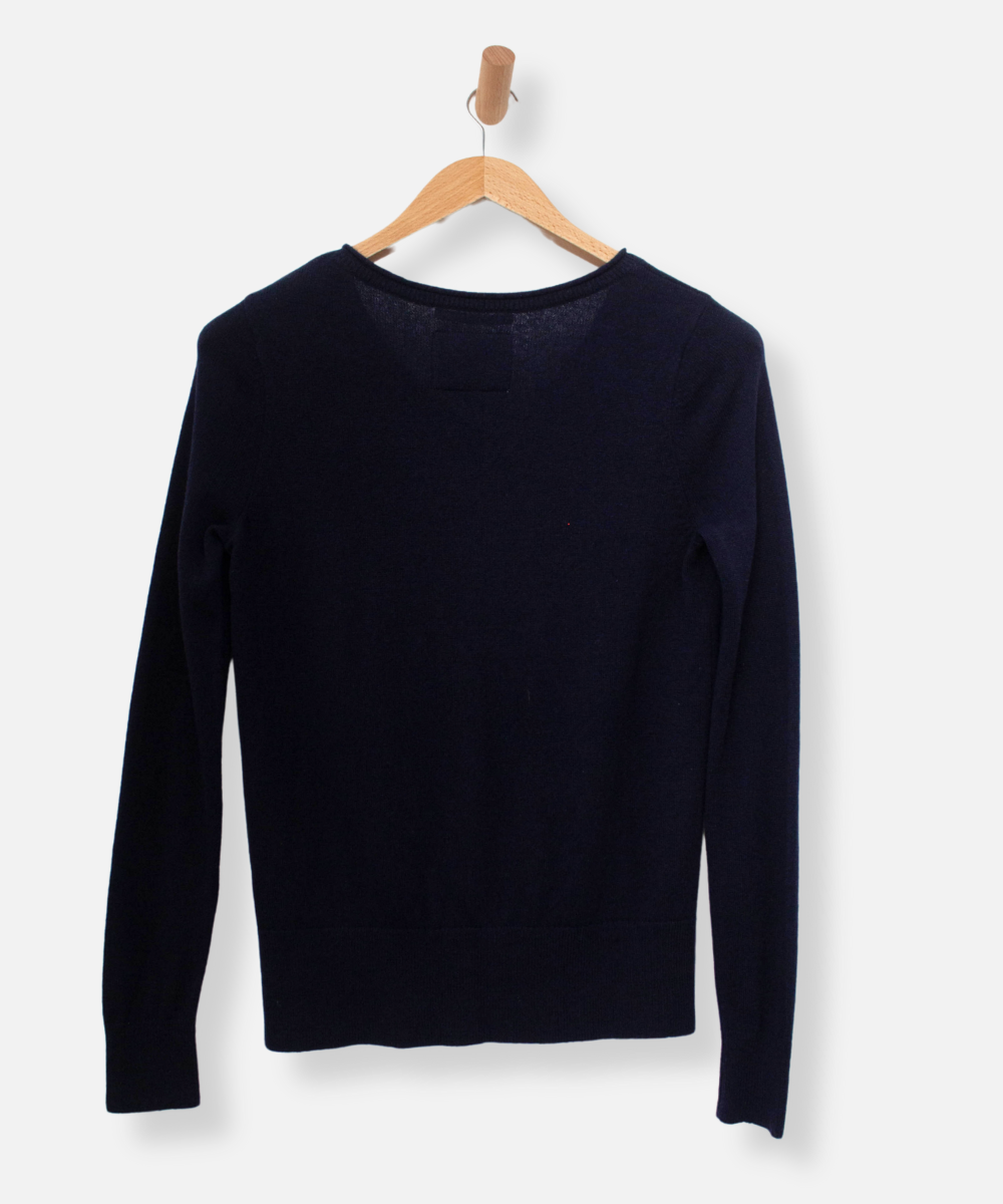 Secondhand cashmere jumper