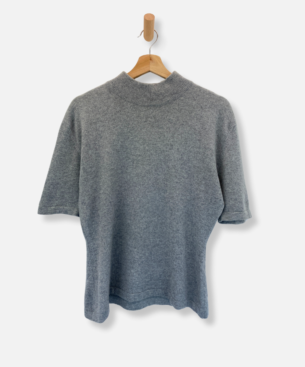 Secondhand cashmere jumper