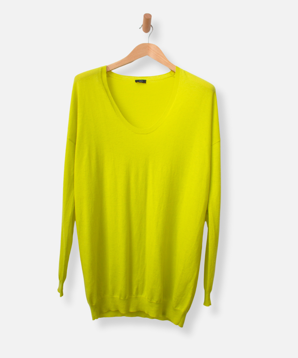 Secondhand cashmere jumper