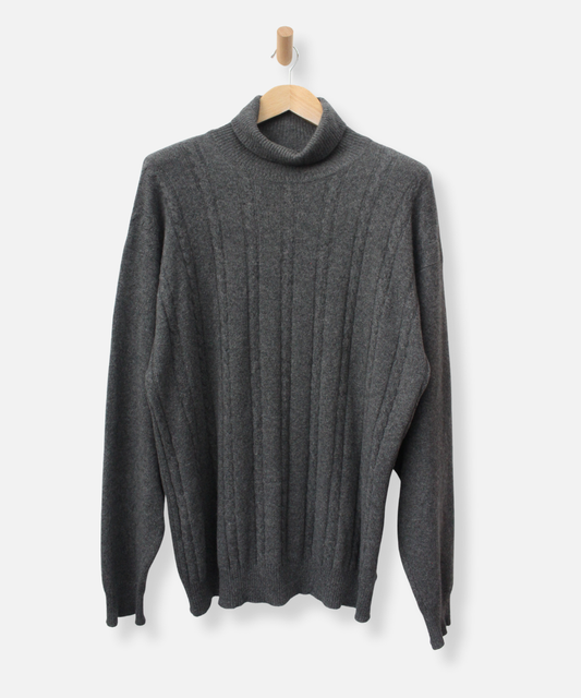 Secondhand cashmere jumper