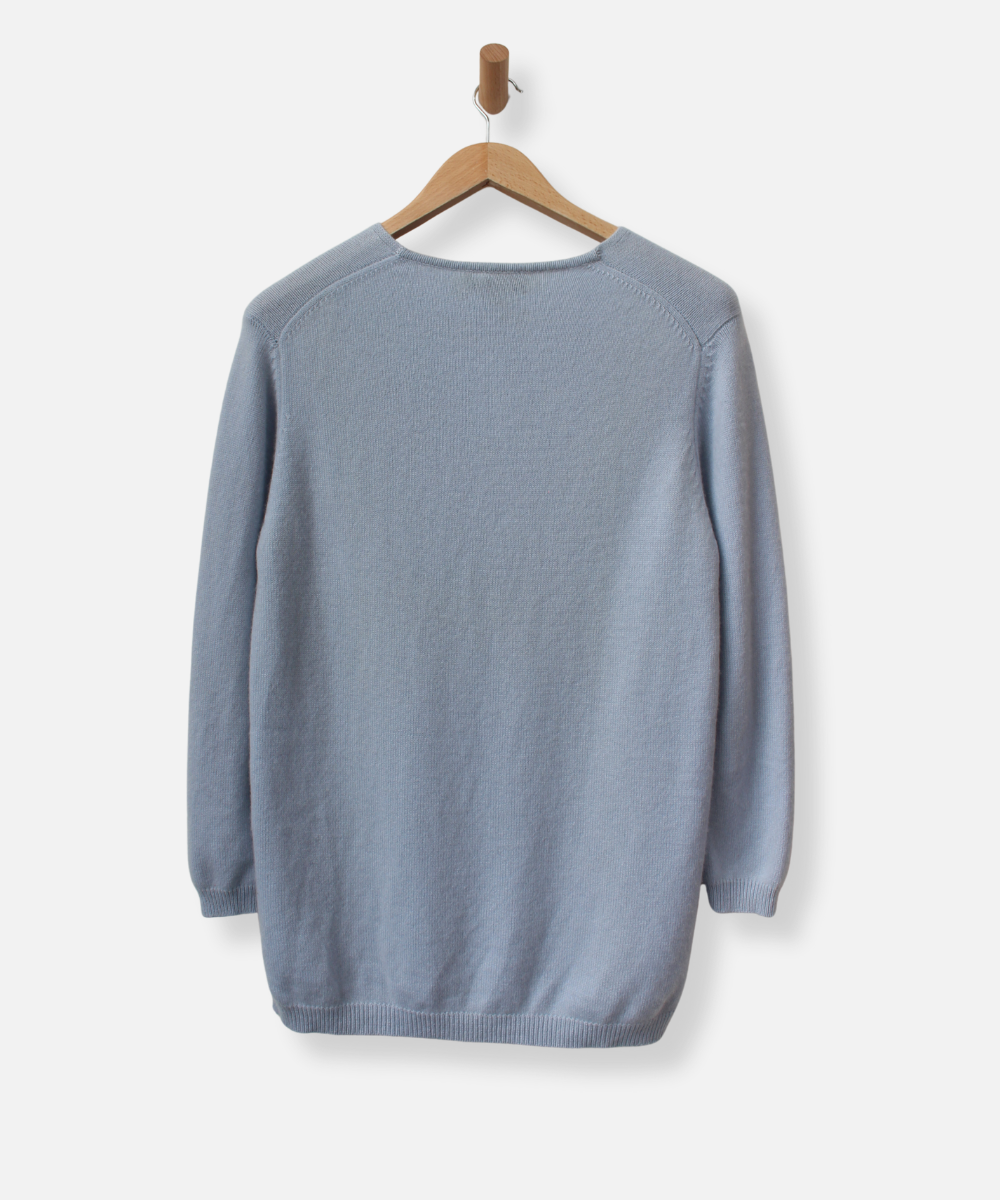 Secondhand cashmere jumper