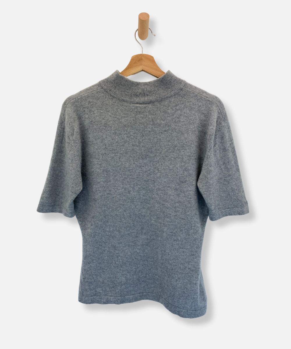 Secondhand cashmere jumper