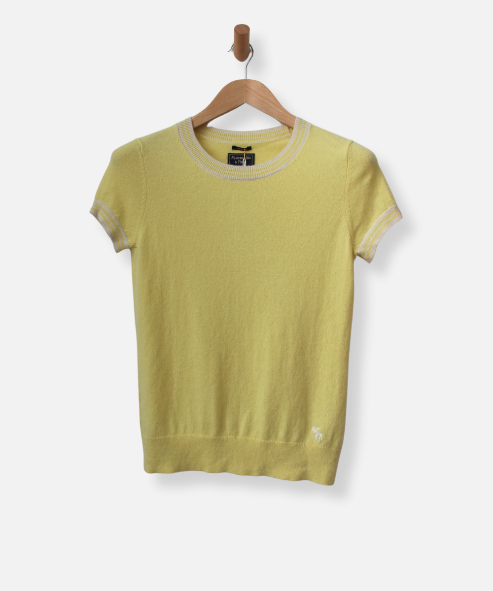 Secondhand cashmere jumper