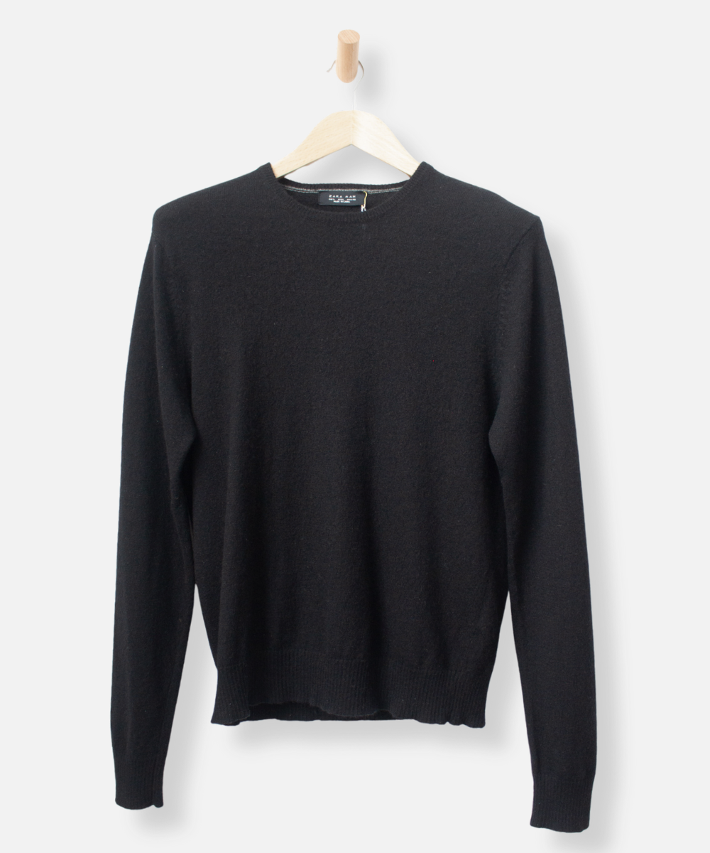 Secondhand cashmere jumper