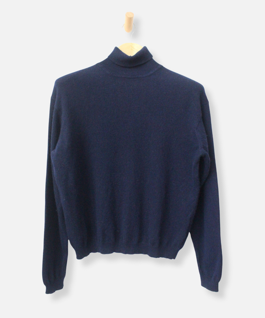 Secondhand cashmere jumper