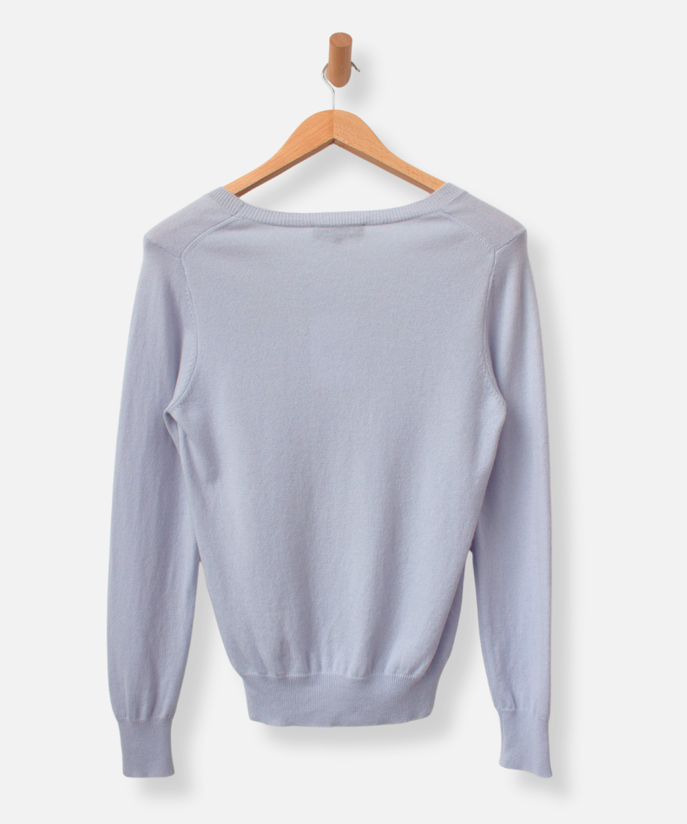 Secondhand cashmere jumper