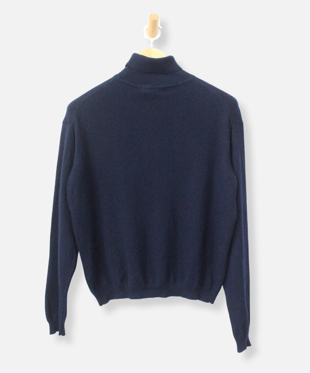 Secondhand cashmere jumper