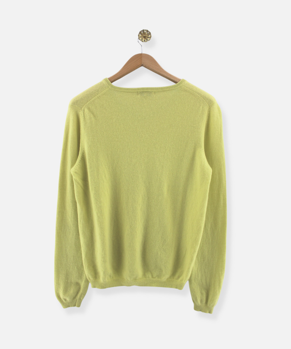 Secondhand cashmere jumper
