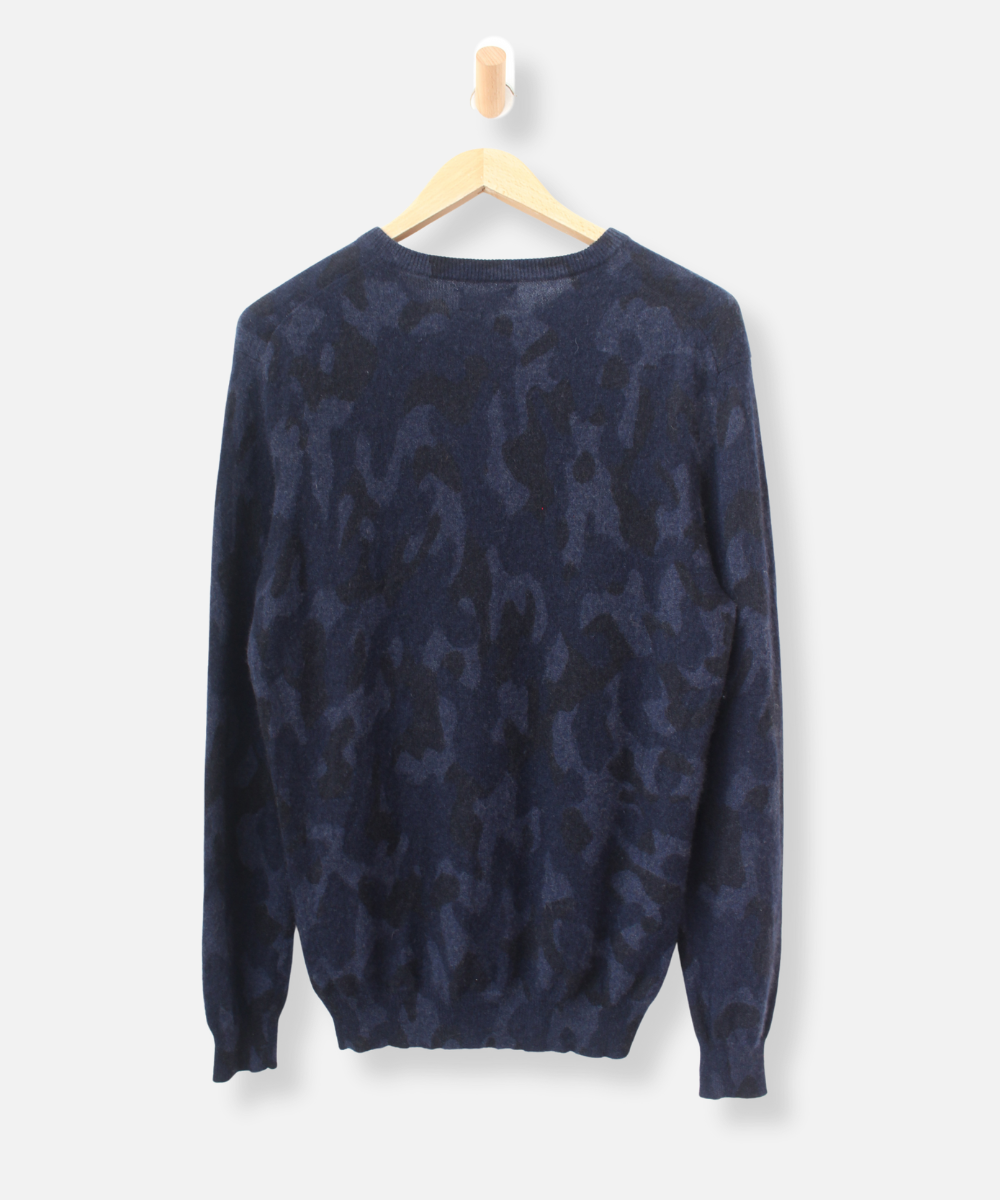 Secondhand cashmere jumper
