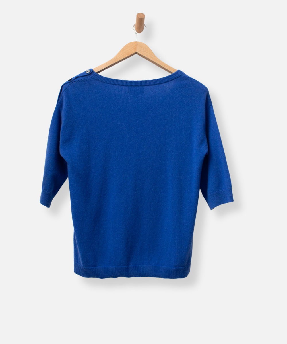 Secondhand cashmere jumper