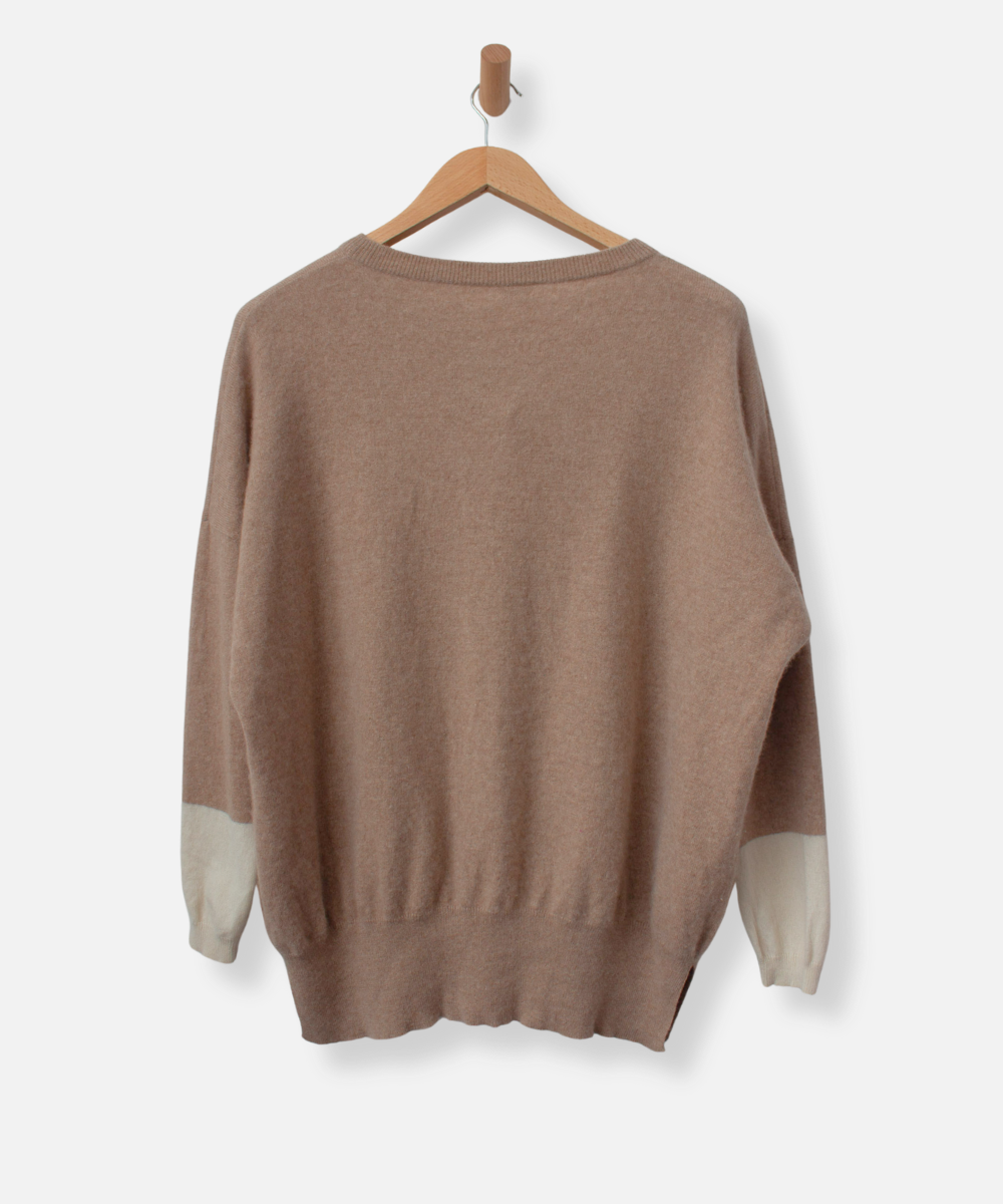Secondhand cashmere jumper