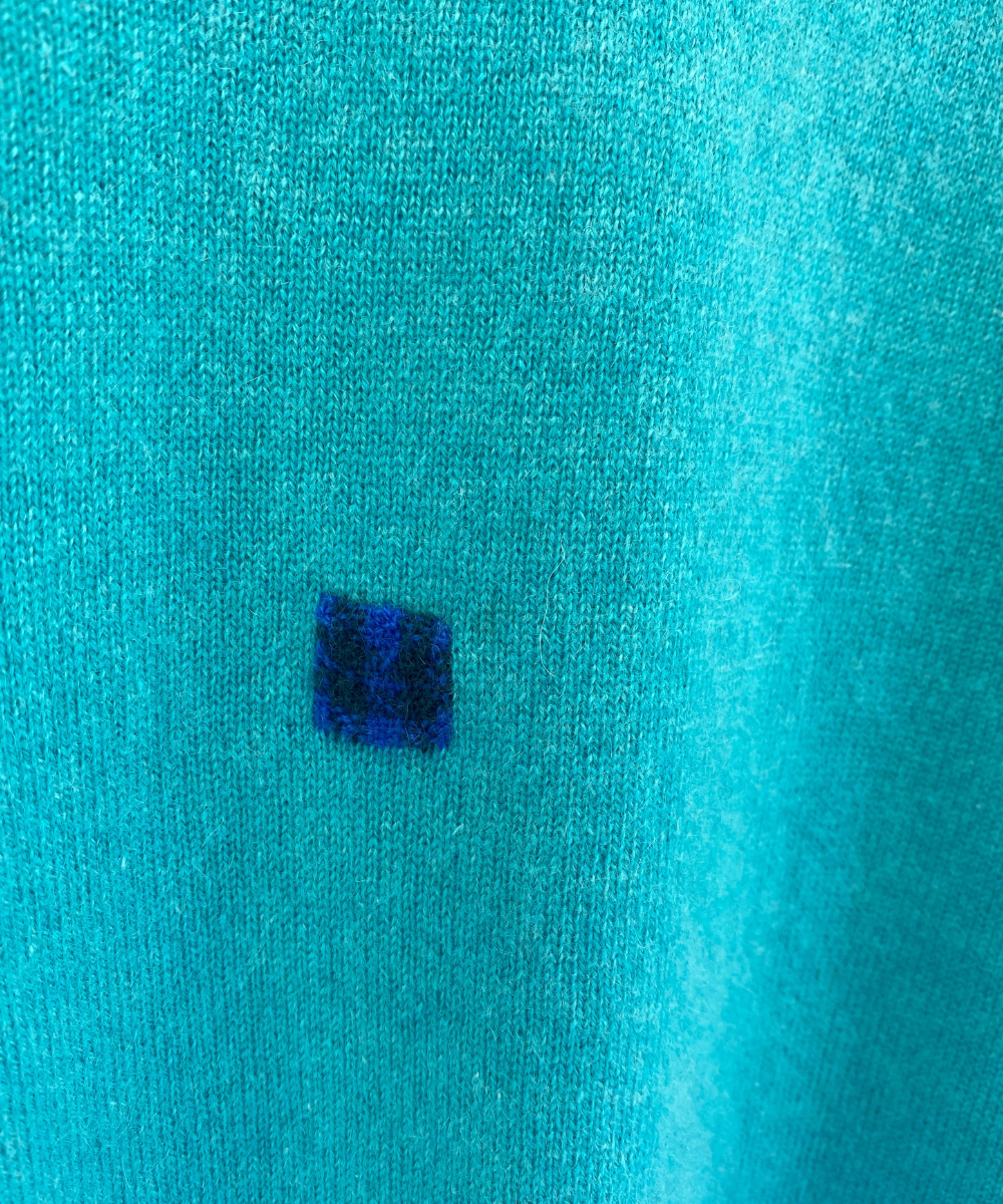 Secondhand cashmere jumper