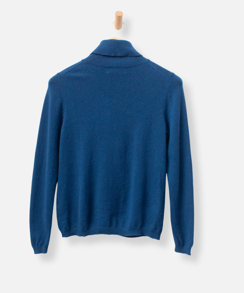 Secondhand cashmere jumper