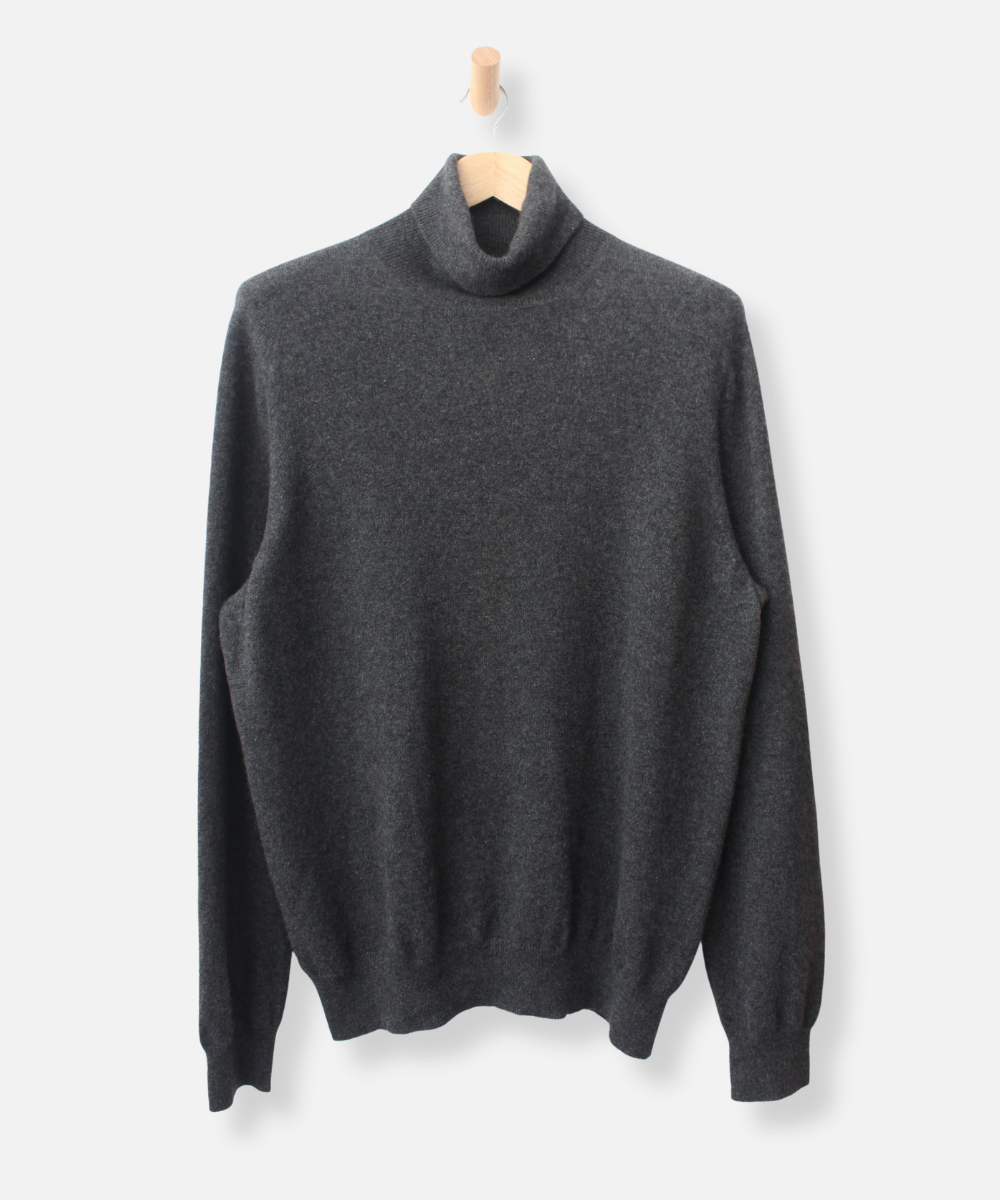 Secondhand cashmere jumper