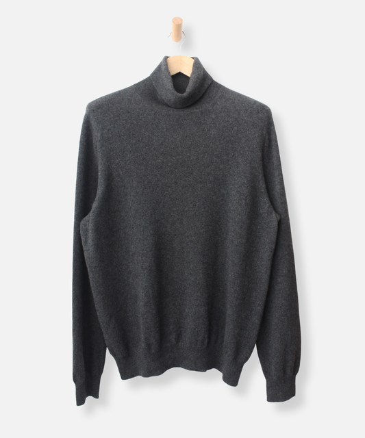 Secondhand cashmere jumper