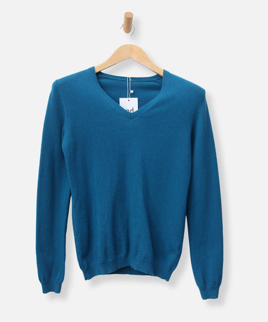 Secondhand cashmere jumper