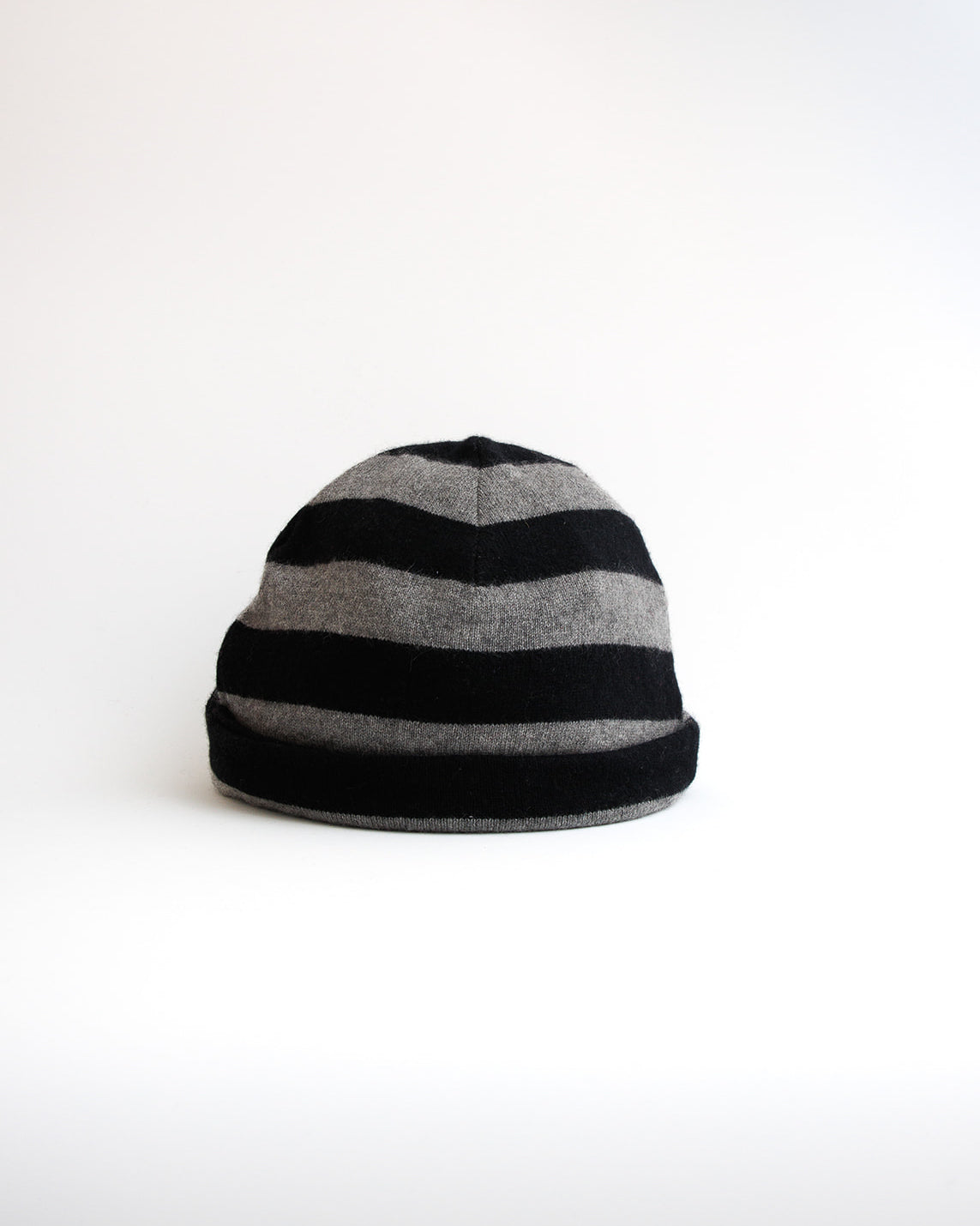 Recycled cashmere beanie hat