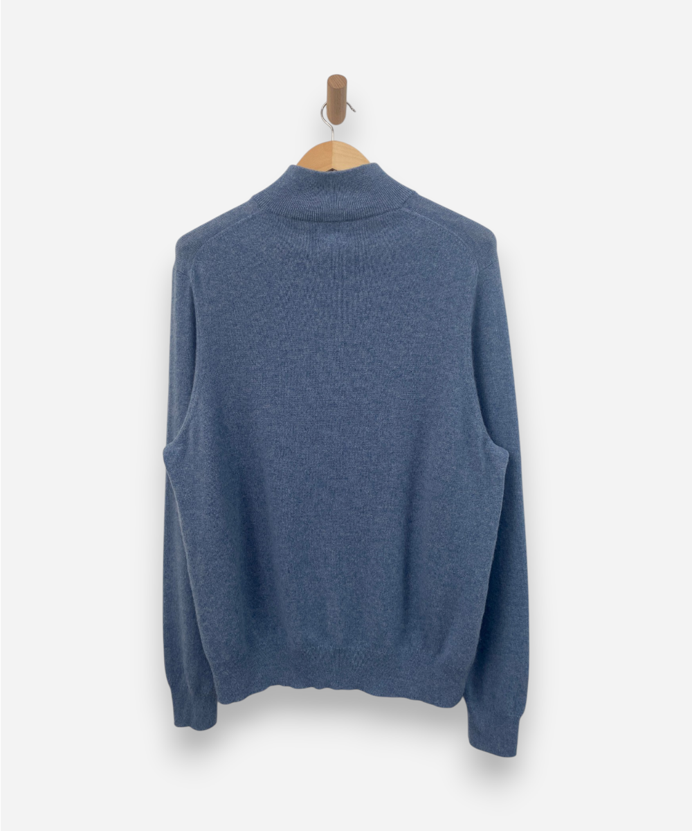 Secondhand cashmere jumper