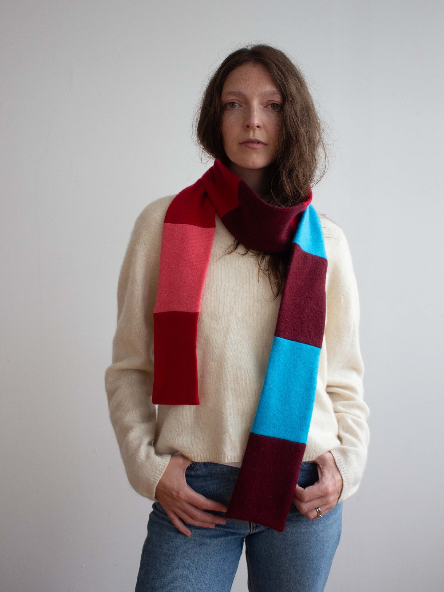 Recycled cashmere skinny scarf