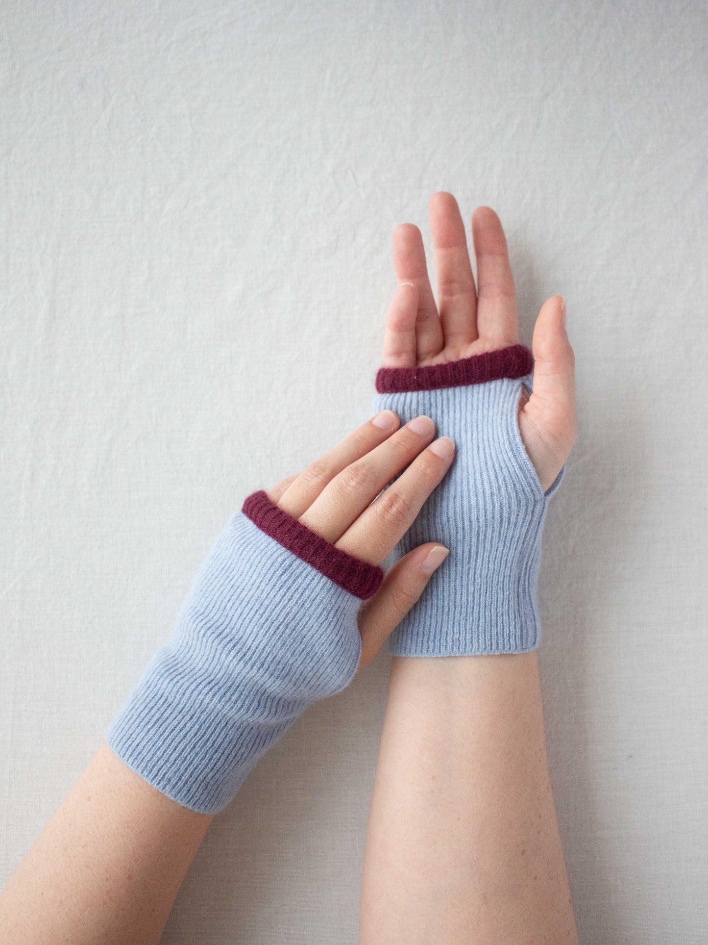 Recycled cashmere hand warmers