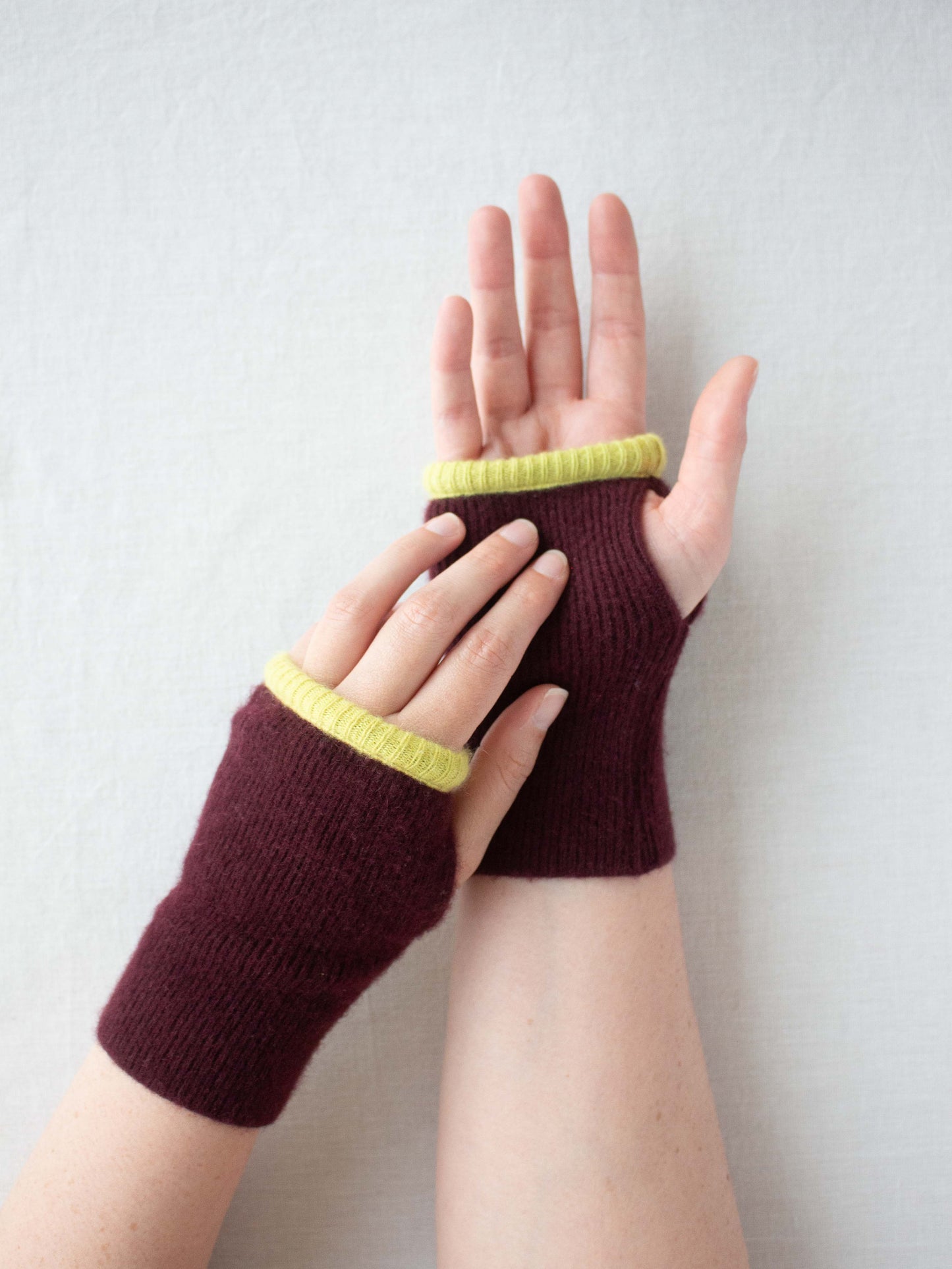 Recycled cashmere hand warmers