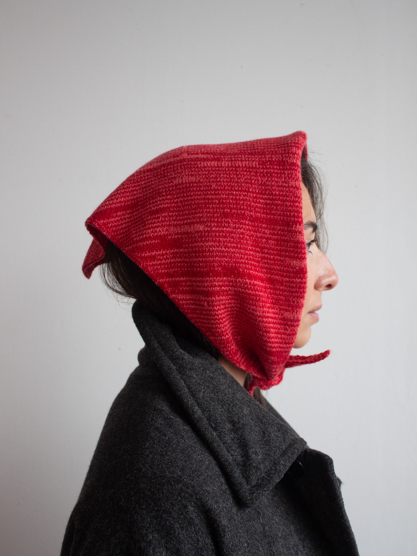 Re-knitted pure cashmere neckerchief