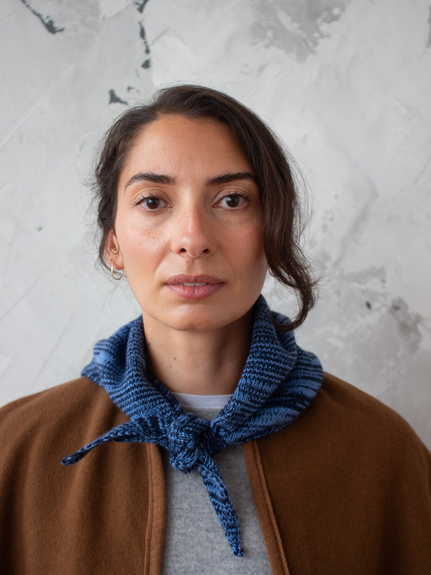 Re-knitted pure cashmere neckerchief