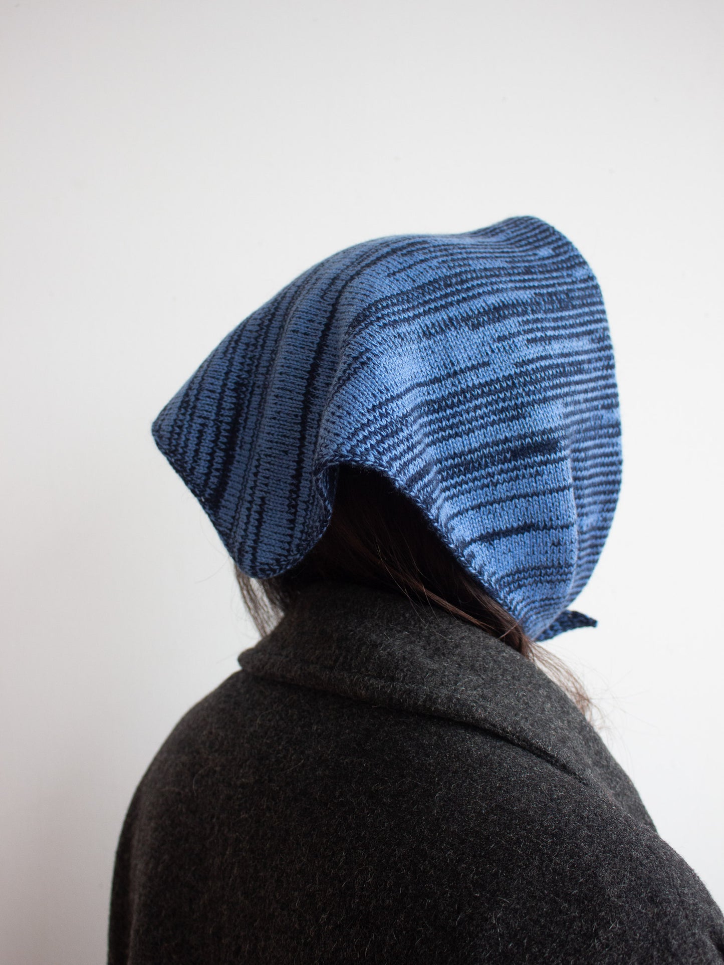 Re-knitted pure cashmere neckerchief