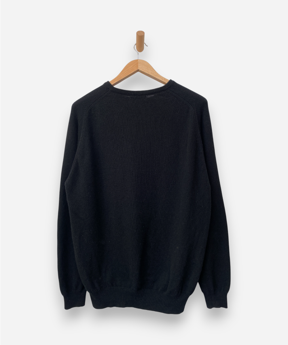 Secondhand cashmere jumper