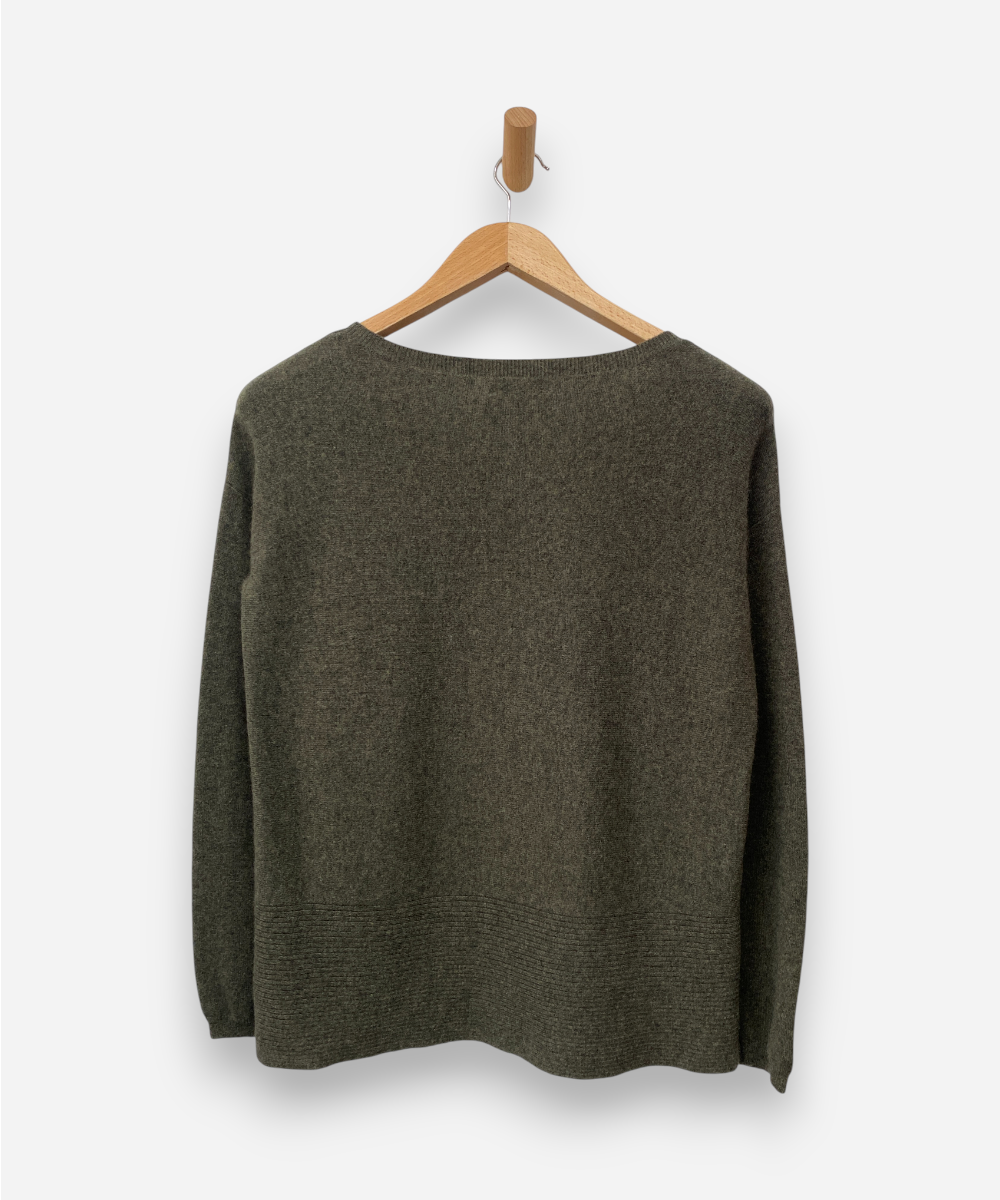 Secondhand cashmere crew neck jumper